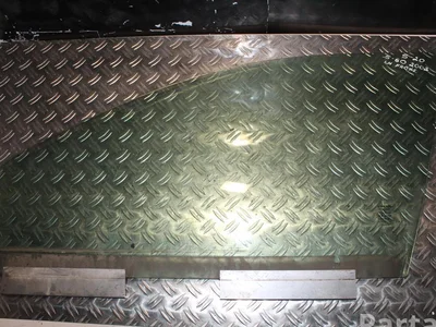 Volvo 43R001105 S60 I 2002 Vitre de porte Left Front - Image 1