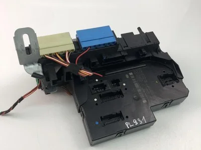 Mercedes-Benz 2129022702 E-CLASS (W212) 2012 Boîte à fusibles - Image 1