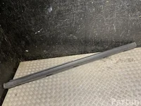 Volkswagen 1T3853855E ID. Buzz 2024 Облицовка порога левой стороне