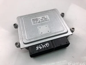 Kia 95440-2DAA0; 95441-2DAA0 / 954402DAA0, 954412DAA0 CEE'D (JD) 2013 Unité de contrôle moteur