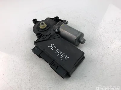 Audi 8E1959801H A4 (8EC, B7) 2007 Moteur de lève-vitre - Image 1