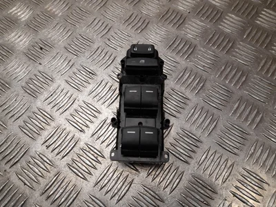 Honda 83595TGGG620BLK CIVIC X Hatchback (FC_, FK) 2019 Bouton de lève-vitre Left Front - Image 1