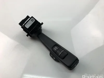 Volvo 31456045 V40 Hatchback 2016 Steering column multi-switch - Image 1