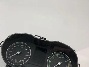 MG ZS11EV71102 MG4 Trophy 2023 Tableau de bord