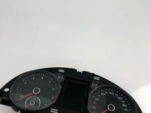 Volkswagen 3AA920870E PASSAT (362) 2013 Tableau de bord mph km/h