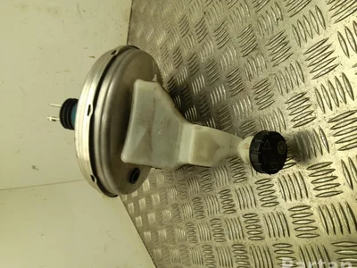 Mercedes-Benz A2474300700 B-Class (W247) 2022 Maître-cylindre de frein - Image 1