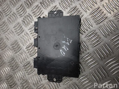 Gebrauchtes Original Mercedes-Benz A 447 900 15 07 / A4479001507 EQV (W447) 2020 Steuergerät, Zentralverriegelung - Bild 1