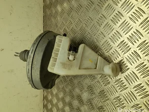 Dacia 472103849R Sandero III (DJF/BJI cross) 2022 Maître-cylindre de frein