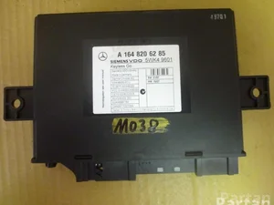 Mercedes-Benz A 164 820 62 85 / A1648206285 M-CLASS (W164) 2008 Unité de contrôle pour l'accès et l'autorisation de démarrage (kessy)