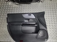 Mercedes-Benz A2477204702, A2477205700 B-Class (W247) 2019 Panneau de garniture de porte gauche