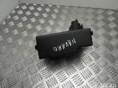 Nissan 6356-4373 / 63564373 NP300 NAVARA Platform/Chassis (D40) 2010 Caja de fusibles - Imagen 1