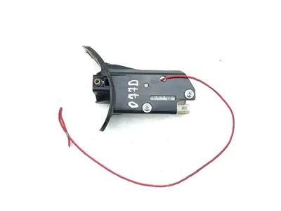 Maserati 60682498 GRAN TURISMO 2011 Zawór ciśnieniowy, urządz. do napeł./opróż. (hydr. ham.) - Zdjęcie 1