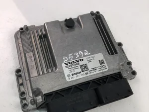 Volvo 32255068; 0261S21545 / 32255068, 0261S21545 XC40 2018 Unidad de control del motor