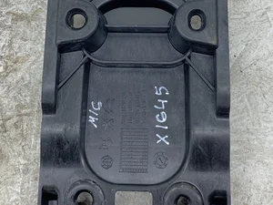 Opel 9830715380 Astra L Hatchback 2023 Support pour la garniture