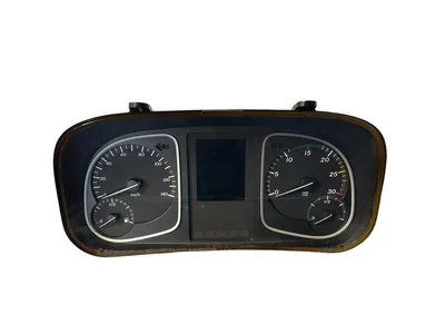 Gebrauchtes Original Mercedes-Benz Trucks A9674466521 ATEGO 3 2018 Armaturenbrett UK - Bild 1