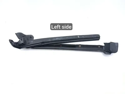 Ferrari 080861000, 80861100, 085263000, 85263000 California 2015 Channel sealing Left Rear - Image 1
