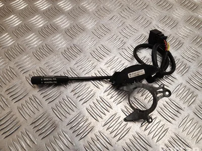 Mercedes-Benz 140 540 14 44 / 1405401444 S-CLASS Coupe (C140) 1994 Bouton multifonction pour volant - Image 1