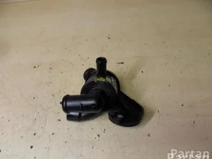 Volkswagen 03L 121 111 S / 03L121111S GOLF VI (5K1) 2010 Boîtier du thermostat