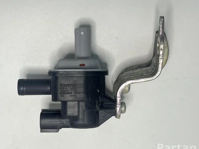 Toyota 9091012279 ; 1362007110 / 9091012279, 1362007110 COROLLA (E210) Estate 2019 Pompe à vacuum - Image 1