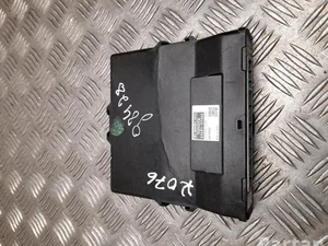 Toyota 89681-47460 / 8968147460 PRIUS (_W3_) 2013 unité de contrôle