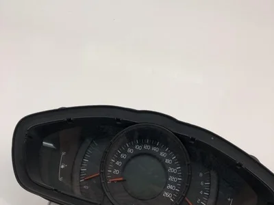 Volvo 31412871 V40 Hatchback 2017 Tablero de instrumentos - Imagen 1