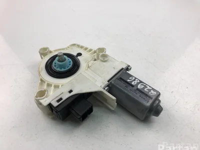 Audi 8K0959801 A3 (8P1) 2005 Moteur de lève-vitre - Image 1