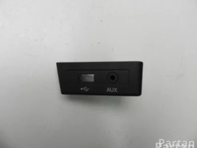 Škoda 5JB 035 726 / 5JB035726 RAPID (NH3) 2014 Input device - Image 1