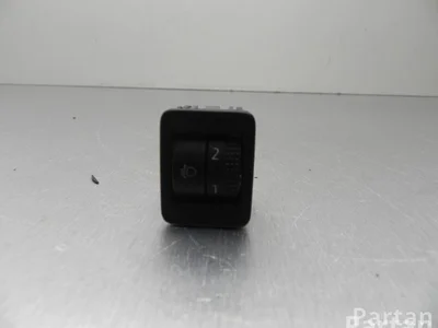 Škoda 3V0 941 333 / 3V0941333 SUPERB III (3V3) 2016 Réglage de la hauteur de l'interrupteur - Image 1