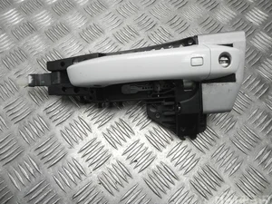 Audi 4H1 837 885 / 4H1837885 A6 Avant (4G5, C7, 4GD) 2013 Poignée de porte