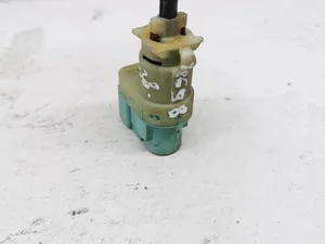 Ford GL3T9G854BA Kuga III 2020 Interrupteur des feux de freins