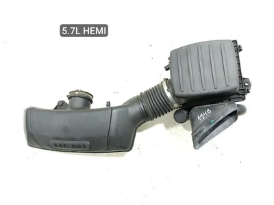 Dodge 68022162AC, 68022213AB, 52126389AA DURANGO (WD) 2014 Air Filter Housing - Image 1