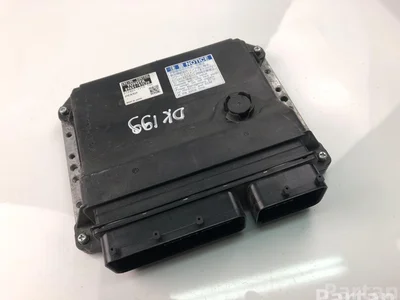 Toyota 89661-47C20 / 8966147C20 PRIUS (_W3_) 2015 Unidad de control del motor - Imagen 1