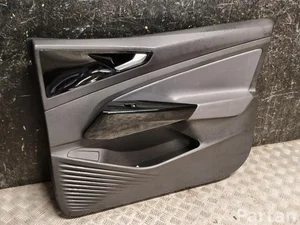 Volkswagen 11B867010B ID.4 2023 Обивка двери спереди справа