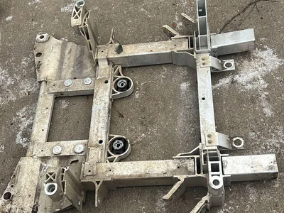 Jaguar J9D3-50145-AD / J9D350145AD I-PACE 2019 traverser - Image 1