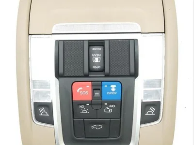 Dodge 6EM28TX7AC RAM 1500 IV gen 2019 Lumière intérieure - Image 1