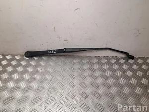 BMW 8 492 121 / 8492121 2 U06 Active Tourer 2022 Bras d'essuie-glace Left Front