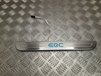Mercedes-Benz A2936803301 EQC (N293) 2020 Bordure de seuil de porte - Image 1