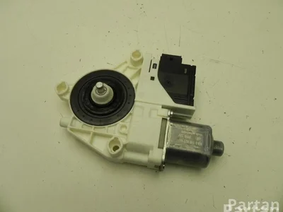 Fiat C37723-103 / C37723103 500X (334_) 2016 Moteur de lève-vitre Left Front - Image 1