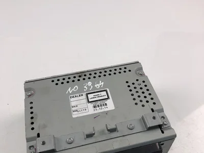 Ford AM5T-18C815-PG / AM5T18C815PG FIESTA VI 2010 Radio / lecteur CD - Image 1