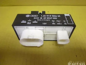 Audi 1J0 919 506 M / 1J0919506M A3 (8L1) 2002 Unité de commande pour ventilateur de radiateur