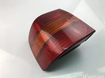 Mitsubishi LANCER V (CB_A, CD_A, CE_A) 1995 Feu arrière - Image 1