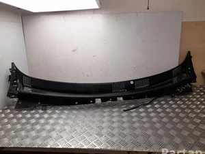 Polestar 80008495, 574246, 8892893686 4 2025 Garniture de capot d'essuie glace