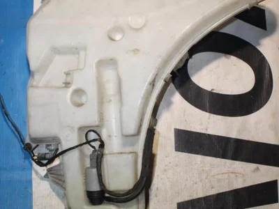 BMW 61677157146-06 / 6167715714606 3 Coupe (E92) 2011 Réservoir d'eau de nettoyage - Image 1