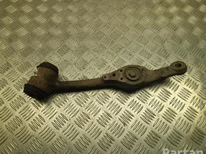 Mercedes-Benz 126 333 52 14 / 1263335214 S-Class W126 1983 Devant  bras de commande de voie inférieur Left Front