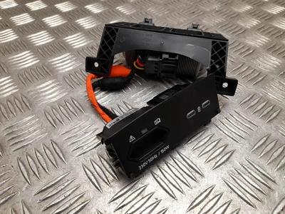 Škoda 5Q0 907 155 B, 3G5 035 954 A / 5Q0907155B, 3G5035954A SUPERB III Estate (3V5) 2020 Périphérique d'entrée USB - Image 1