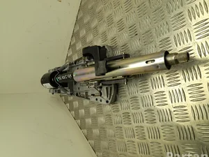 Mercedes-Benz A1724600916 SLK (R172) 2013 Direction assistée pompe électrique