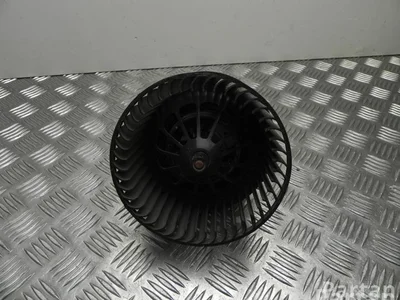 Ford AV6N-18456-CC / AV6N18456CC FOCUS III Turnier 2011 Ventilateur d'intérieur - Image 1