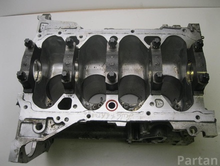 NISSAN MR16DDT JUKE (F15) 2013 Engine Block