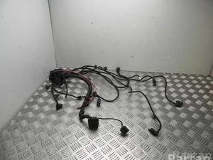 BMW 8605928 3 (F30, F80) 2015 Fils du compartiment moteur