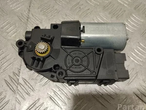 Jaguar 10006326M, GX7353508AC XE (X760) 2017 Unité de commande pour le contrôle du trappe de toit électrique